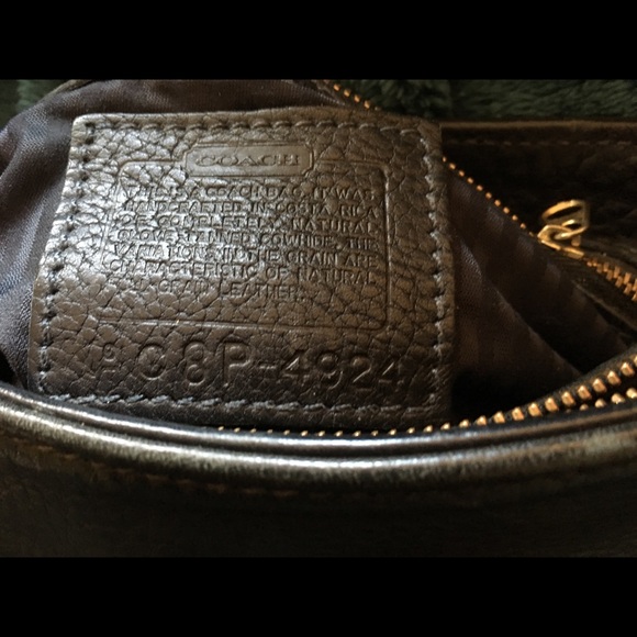 VINTAGE COACH BLACK LEATHER CROSSBODY BAG - Picture 8 of 8